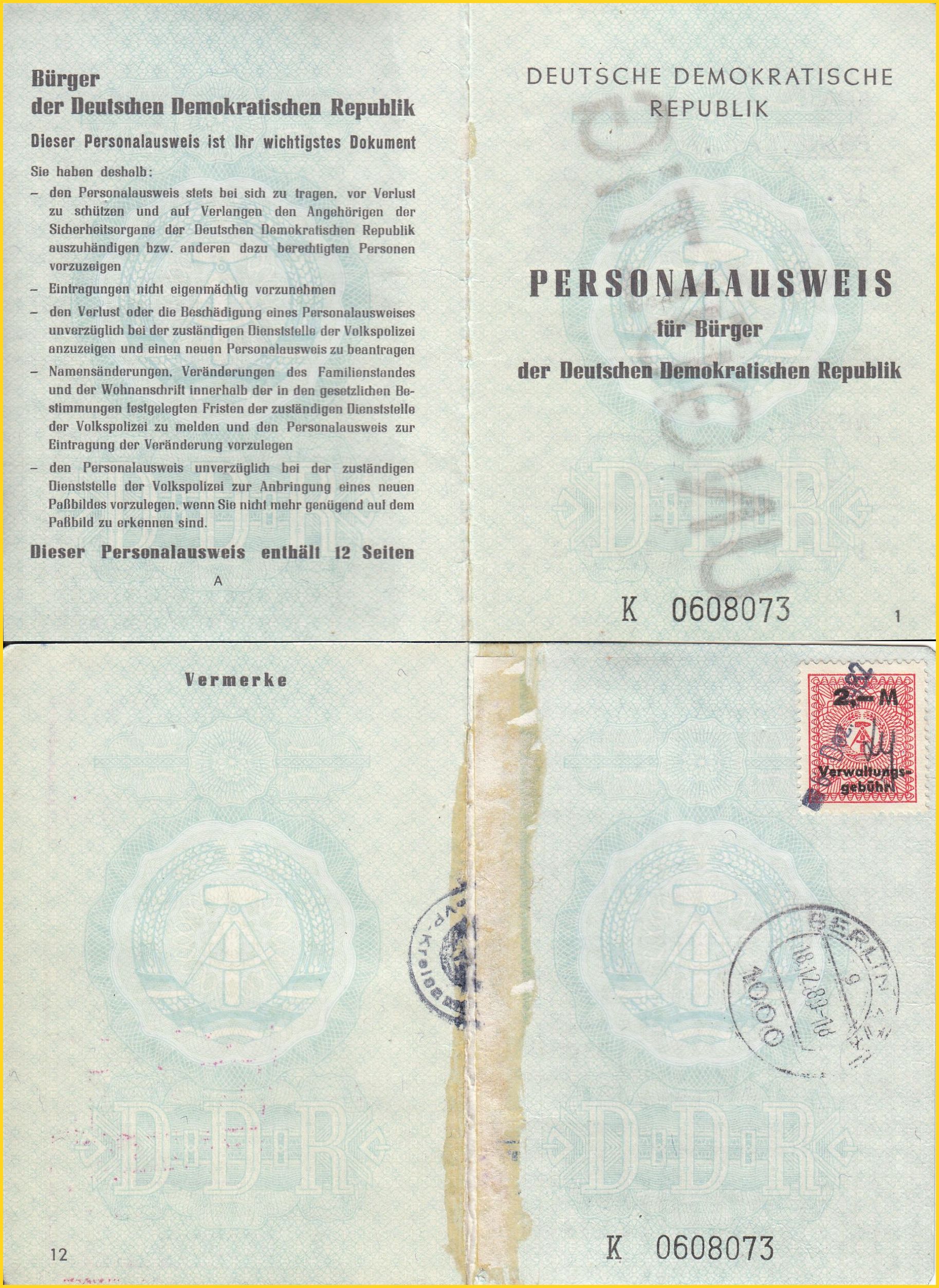 Die letzte Seite eines Passe mit Tagesstempel aus 1000 Berlin vom 18.12.89 - der Nachweis für das Begrüssungsgeld Die letzte Seite eines Passe mit Tagesstempel aus 1000 Berlin vom 18.12.89 - der Nachweis für das Begrüssungsgeld