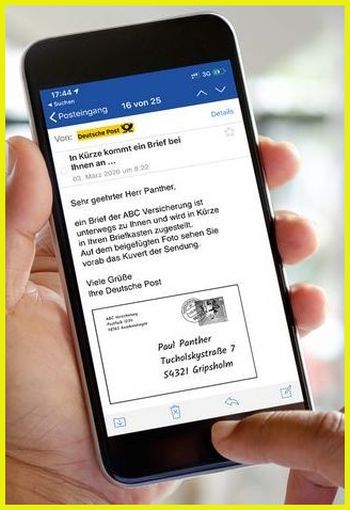 Pressefoto der Post, wie die Ankündigung für einen Web.de Kunden auf seinem Smartphone aussieht Pressefoto der Post, wie die Ankündigung für einen Web.de Kunden auf seinem Smartphone aussieht