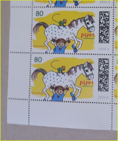 vergrößerter Ausschnitt des Probebogens mit dem Motiv Pippi 80 Cent mit identischen Matrixcode vergrößerter Ausschnitt des Probebogens mit dem Motiv Pippi 80 Cent mit identischen Matrixcode