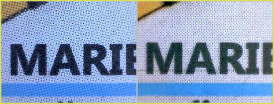 Vergleich eines Teils des Schriftelements „Marienplatz“ - links das Original – hier ist auch wieder gute die Rasterung der blauen Linie erkennbar, rechts die Fälschung Vergleich eines Teils des Schriftelements „Marienplatz“ - links das Original – hier ist auch wieder gute die Rasterung der blauen Linie erkennbar, rechts die Fälschung