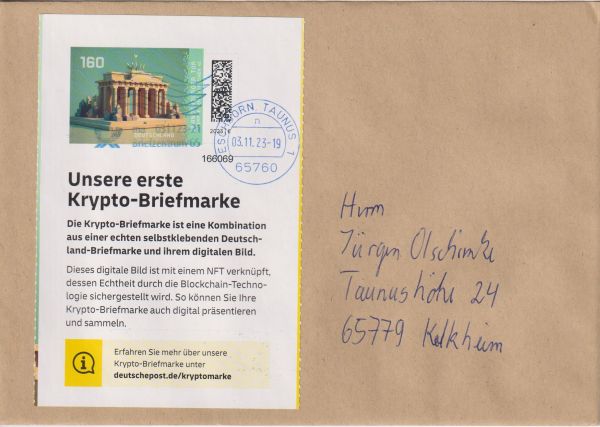 B5-formatiger Umschlag (Großbrief) mit einer selbstklebenden Einzelfrankatur 160 Cent Brandenburger Tor (komplette dritte Heftchenseite) mit der laufenden Nummer 166069 vom ersten tatsächlichen Ersttag der selbstklebenden Marke vom 3.11.2023 aus 65760 Eschborn. Der Brief wurde im Briefzentrum noch einmal in der GSA mit einer Tintenstrahlentwertung um 21 Uhr versehen. B5-formatiger Umschlag (Großbrief) mit einer selbstklebenden Einzelfrankatur 160 Cent Brandenburger Tor (komplette dritte Heftchenseite) mit der laufenden Nummer 166069 vom ersten tatsächlichen Ersttag der selbstklebenden Marke vom 3.11.2023 aus 65760 Eschborn. Der Brief wurde im Briefzentrum noch einmal in der GSA mit einer Tintenstrahlentwertung um 21 Uhr versehen.