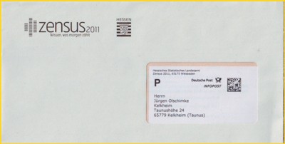 Die Zusendung (Ausschnitt) des Zensusbogen mit Antwortumschlag für die Volkszählung 2011