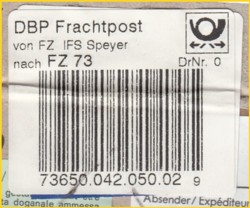 Ein Leitcodelabel vom IFS Speyer - das Layout bezüglich des oberen Teils hat sich hier auch mehrmals geändert