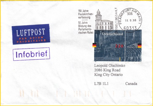 Infobrief International nach Kanada mit einer portogerechten Einzelfrankatur von 220 Pfennig - der Preis setzt sich hier zusammen aus dem Stückentgelt in Höhe von 1,20 DM und dem Kilopreis von 1,00 DM (es zählt hier das Gesamtgewicht aller Sendungen - hier 1,563 Kilo * 32,00 DM Kilopreis) > zusammen also 2,20 DM - Einzelfrankatur aus dem Block 150 Jahre Paulskirchenverfassung vorausentwertet mit passenden Werbeklischee der AFBV (Arbeitsgemeinschaft der Frankfurter Briefmarkensammlervereine), die eine Absenderstempelmaschine besitzt - siehe auch folgende Abbildung der Kopie der Einlieferungsliste Infobrief International nach Kanada mit einer portogerechten Einzelfrankatur von 220 Pfennig - der Preis setzt sich hier zusammen aus dem Stückentgelt in Höhe von 1,20 DM und dem Kilopreis von 1,00 DM (es zählt hier das Gesamtgewicht aller Sendungen - hier 1,563 Kilo * 32,00 DM Kilopreis) > zusammen also 2,20 DM - Einzelfrankatur aus dem Block 150 Jahre Paulskirchenverfassung vorausentwertet mit passenden Werbeklischee der AFBV (Arbeitsgemeinschaft der Frankfurter Briefmarkensammlervereine), die eine Absenderstempelmaschine besitzt - siehe auch folgende Abbildung der Kopie der Einlieferungsliste