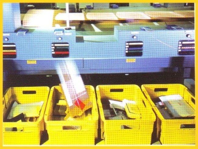 Die automatische Maxibriefsortieranlage im Briefzentrum