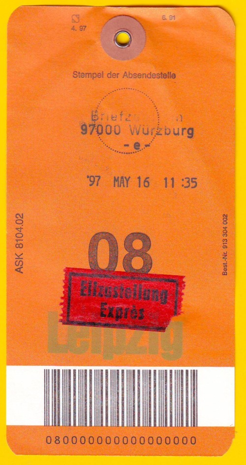 Vierzeiliger Stechuhrstempel aus Würzburg (das Wort Briefzentrum ist nur schwach erkennbar)
